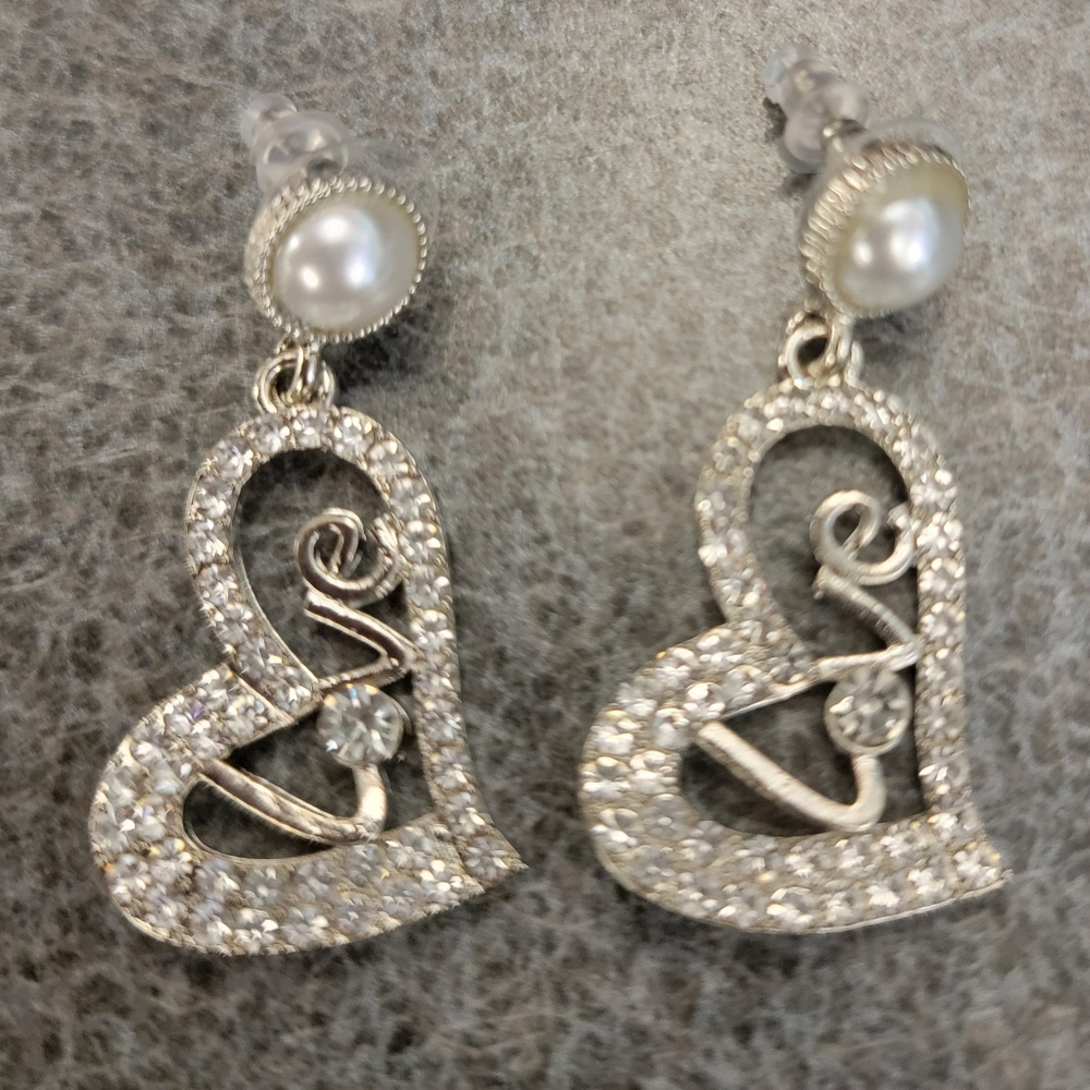Rhinestone & Faux Pearl Heart Earrings